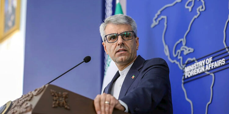 ইরানের সমৃদ্ধ ইউরেনিয়াম দেশটির মাটির মতো পবিত্র, কোন অবস্থাতেই হস্তান্তরযোগ্য নয়