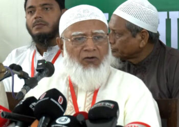 বিএনপি জনগণের রায় নিয়ে প্রতারণা করেছে: জামায়াত আমির