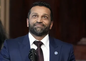 মদ্যপান ও অপেশাদার আচরণের অভিযোগ এফবিআই প্রধান কাশ প্যাটেলের বিরুদ্ধে