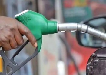 জ্বালানি তেলের দাম বৃদ্ধি, রোববার থেকেই কার্যকর