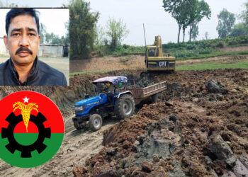 সরকারি পুকুরে বিএনপি নেতার মাটি বিক্রির মহোৎসব