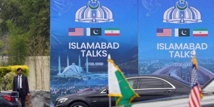 অবরোধ না তুললে পাকিস্তানে প্রতিনিধিদল পাঠাবে না ইরান