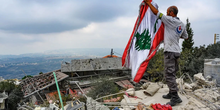 ইসরাইলের ‘লাল মানচিত্র’ সতর্কতা: মুহূর্তেই ওলটপালট মানুষের জীবন