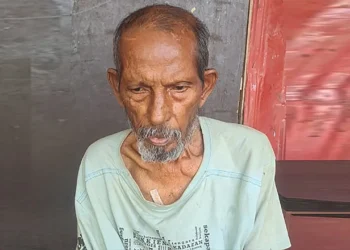 ২৭ বছর মালয়েশিয়ার জঙ্গলে কাটিয়ে দেশে ফিরলেন আমির হোসেন