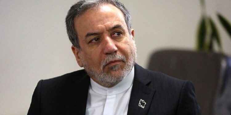 আরাগচির পাকিস্তান সফর নিয়ে চাঞ্চল্যকর তথ্য জানাল ইরানি মিডিয়া