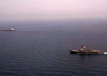 মার্কিন নৌ-অবরোধ তোয়াক্কা না করে ৪৬ লাখ ব্যারেল তেল বাইরে পাঠালো ইরান: ডন