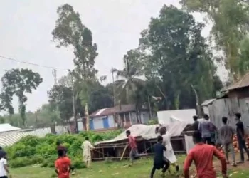 কুড়িগ্রামে জামায়াত অফিসে বিএনপি ও ছাত্রদলের হামলা