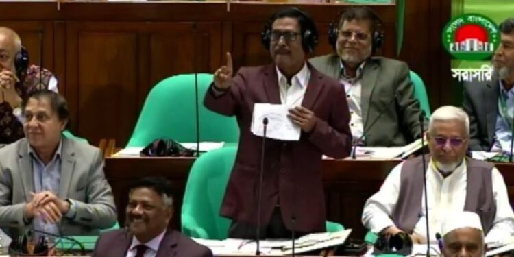 হিমালয়ের সঙ্গে পিলারের তুলনা আর মুক্তিযুদ্ধের সঙ্গে চব্বিশের তুলনা এক: সংসদে ফজলুর রহমান