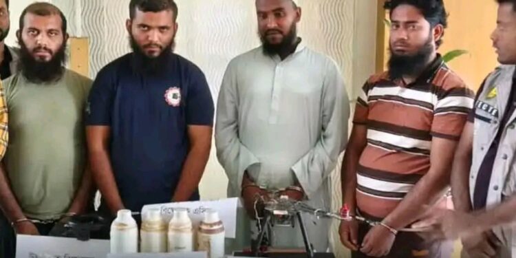 রাজধানীতে ডিবি পুলিশের বড় অভিযান: ড্রোন ও আগ্নেয়াস্ত্রসহ গ্রেপ্তার ৪