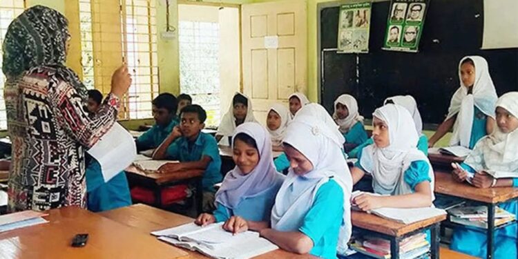দক্ষতাসম্পন্ন শিক্ষক সূচকে দক্ষিণ এশিয়ায় সর্বনিম্ন বাংলাদেশ
