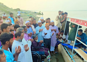ফ্রি নৌ-অ্যাম্বুলেন্স সেবা চালু করলেন জামায়াত এমপি নুরুল ইসলাম বুলবুল