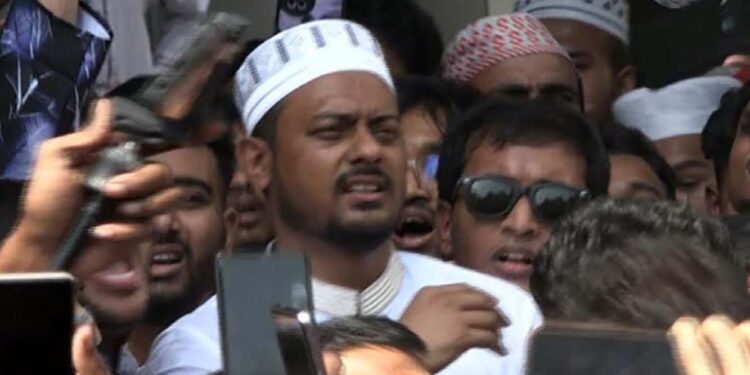 ‘পশ্চিমবঙ্গে বিজেপি জয়ী হওয়ায় গেরুয়া পতাকা বাংলাদেশের কাছে এসে গেছে’