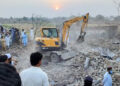 পাকিস্তানে পুলিশ পোস্টে আত্মঘাতী গাড়ি বোমা হামলা; ১২ পুলিশ সদস্য নিহত