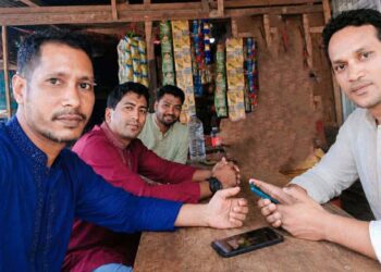 সাংবাদিকতার আড়ালে ‘নিষিদ্ধ ছাত্রলীগ-স্বেচ্ছাসেবক লীগ’ নেতাদের চাঁদাবাজি