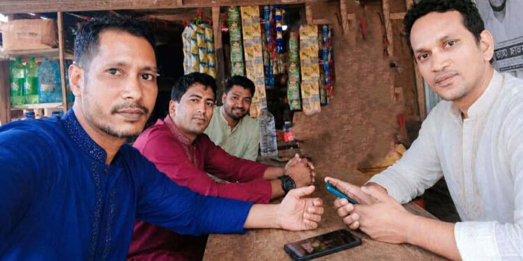 সাংবাদিকতার আড়ালে ‘নিষিদ্ধ ছাত্রলীগ-স্বেচ্ছাসেবক লীগ’ নেতাদের চাঁদাবাজি