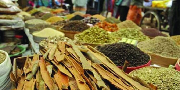 কুরবানি ঈদ ঘিরে বাজার অস্থির করতে মরিয়া ব্যবসায়ী সিন্ডিকেট
