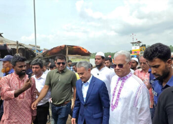 ব্যানারে প্রধানমন্ত্রীর ছবি না থাকায় সেতুমন্ত্রীর গাড়িবহর অবরুদ্ধ করল বাউফল বিএনপি