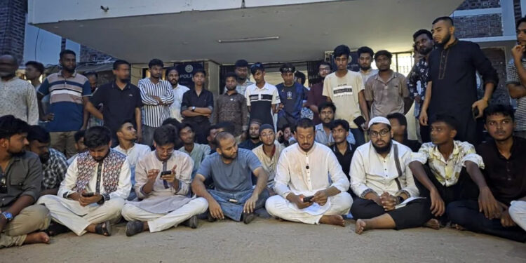 নাসীরুদ্দীন পাটওয়ারীর ওপর হামলা, ছাত্রদল নেতাসহ ৮ জনের নামে মামলা