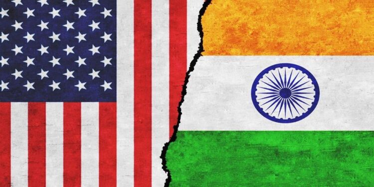যুক্তরাষ্ট্রে গণহারে ছাঁটাই হচ্ছেন ভারতীয়রা, কিন্তু কেন