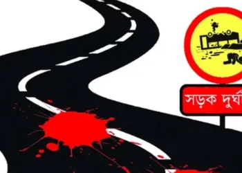 ঈদের ছুটিতে বাড়ি ফেরার পথে প্রাণ গেল বাবা-মেয়ের