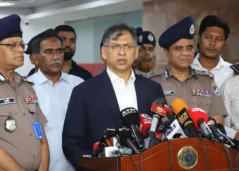 সন্ত্রাস, মাদক ও চাঁদাবাজির বিরুদ্ধে জিরো টলারেন্স: স্বরাষ্ট্রমন্ত্রী