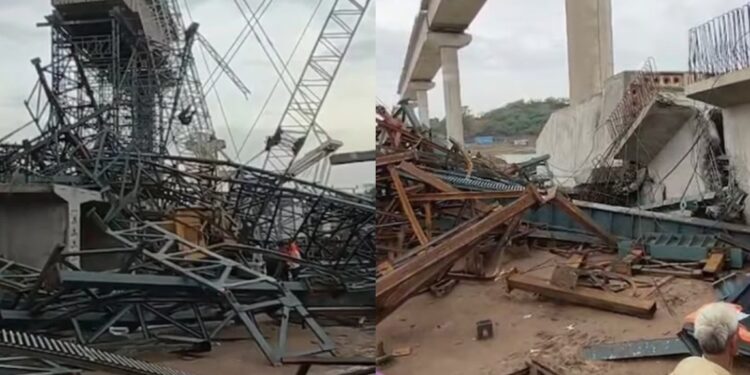 ভারতে ভেঙে পড়ল নির্মাণাধীন সেতু, নিহত ৬