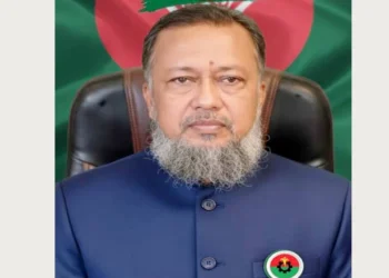 মহানগর বিএনপি নেতার ঘুষিতে গাল কাটলো আরেক নেতার