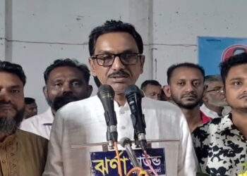 মন্ত্রীকে ‘প্রিয় নবী’ বলে ভাইরাল জেলা পরিষদের প্রশাসক