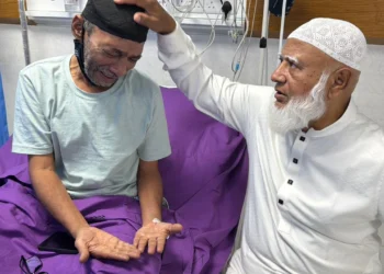 রামিসার বাবাকে দেখতে হাসপাতালে জামায়াত আমির