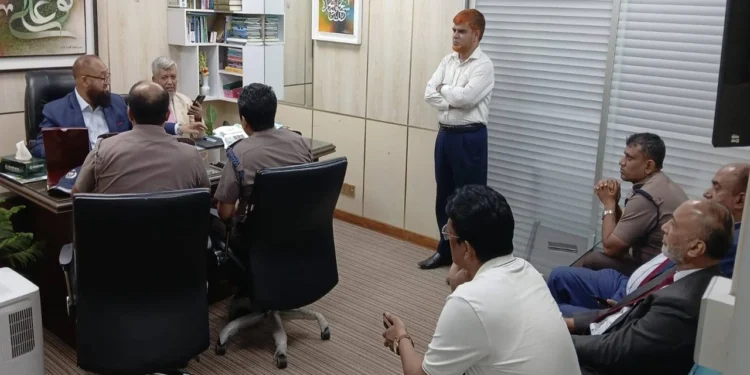 ইসলামী ব্যাংকের এমডিকে অনলাইনে বোর্ড মিটিং করতে চাপ আইনশৃঙ্খলা বাহিনীর