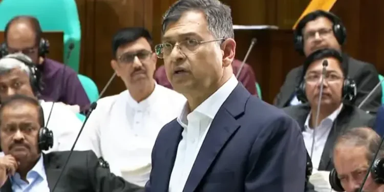 ইসলামী ব্যাংকের আরডিএস প্রকল্পের ঋণ নিয়ে সংসদে স্বরাষ্ট্রমন্ত্রীর ভুল তথ্য