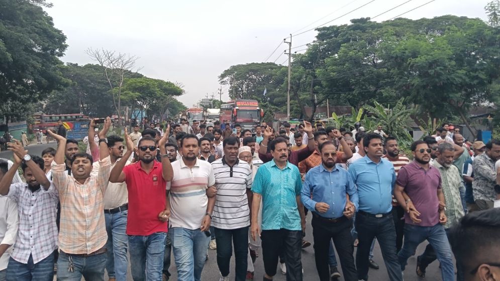 ‘রাজনীতির নামে নিষিদ্ধ আ.লীগ অশান্ত পরিবেশ তৈরির পাঁয়তারা করছে’