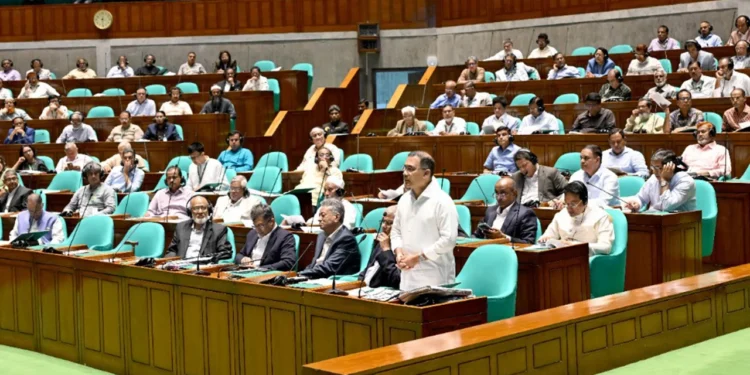 বিরোধী এমপিদের এলাকায় উন্নয়ন তদারকিতে নারীদের দায়িত্ব, ব্যাখ্যা প্রধানমন্ত্রীর