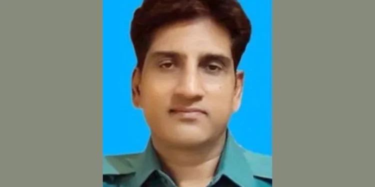 ক্রিকেটার নাঈম হাসানকে মারধর, খুলশীর সেই ওসি প্রত্যাহার