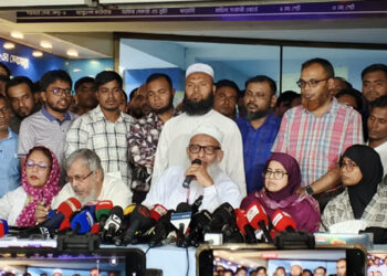 মন্ত্রী সাহেবকে জিজ্ঞেস করেন ‘প্রুফটা দেখাতে’: আদ্-দ্বীনের নির্বাহী পরিচালক