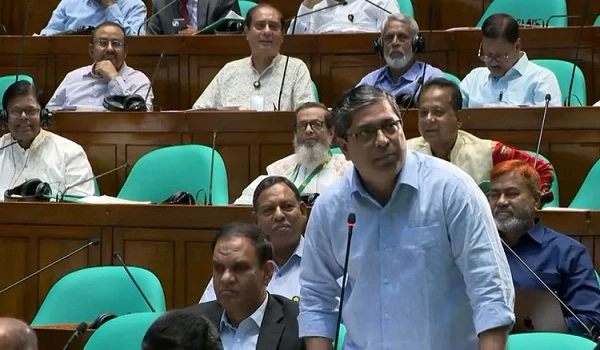 দুই ছেলের নামে ইউনিয়নের নাম, সংসদে অভিযোগের দায়সারা ব্যাখ্যা দিলেন প্রতিমন্ত্রী