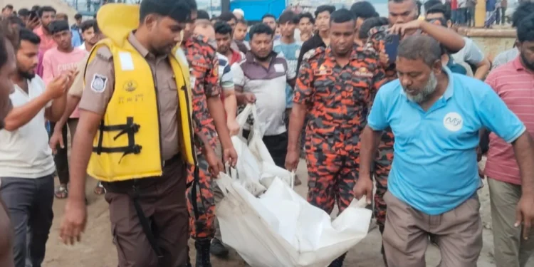 সোনারগাঁয়ে মেঘনা নদীতে গোসল করতে নেমে দুই শিক্ষার্থীর মৃত্যু