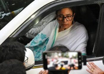 যে ৩ কারণে মমতার তৃণমূল কংগ্রেস ভেঙে হলো ‘তিন টুকরো’