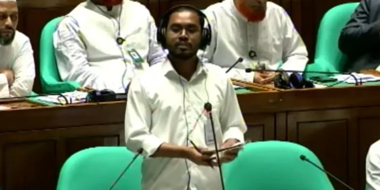 সংসদের কোনো কোনো মন্ত্রী ফ্যাসিবাদী আওয়ামী সরকারের ভাষায় কথা বলছেন