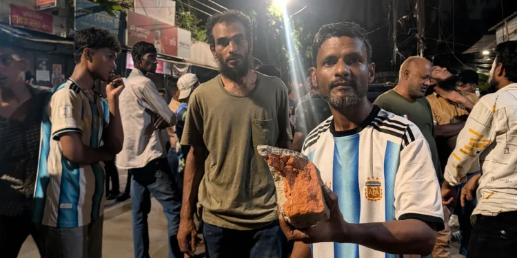 আর্জেন্টিনার বিজয় মিছিলে ব্রাজিল সমর্থকদের ইট নিক্ষেপ, আহত ১