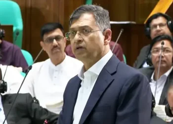 এবার সংসদে কোরআনের আয়াতের ব্যাখ্যা দিলেন স্বরাষ্ট্রমন্ত্রী
