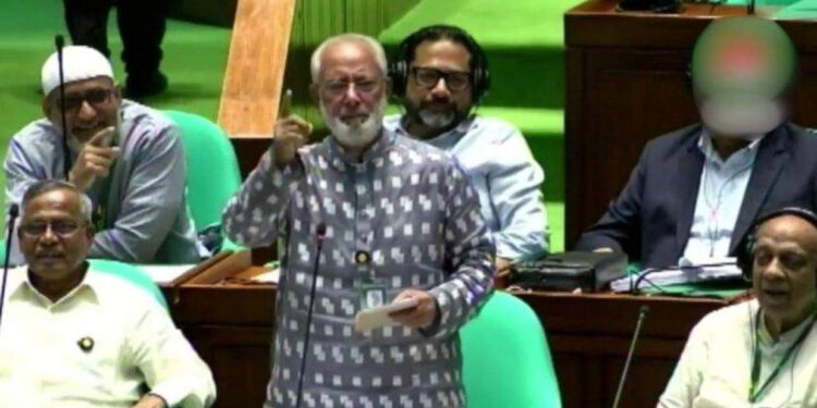 ‘শোকর করতে হবে বরাদ্দের-প্রধানমন্ত্রীর, না হলে কঠিন আজাবের সম্মুখীন করতে হবে’