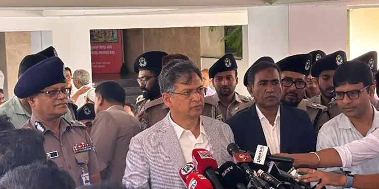 বেনজীরকে ফেরাতে কাগজপত্র পাঠানো হয়েছে, এখনো জবাব মেলেনি: স্বরাষ্ট্রমন্ত্রী