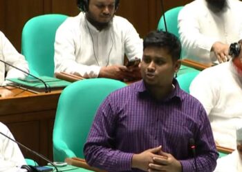 ১ টাকার দুর্নীতি বের করতে পারলে ইস্তফা দেব, সংসদে হাসনাত আবদুল্লাহ