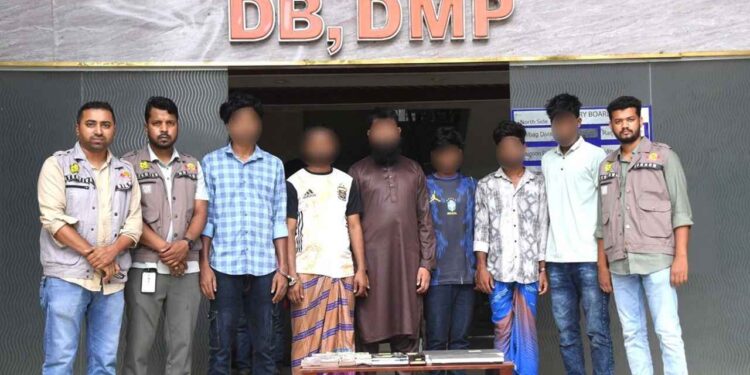 আস-সুন্নাহ ফাউন্ডেশনের নামে অনলাইনে প্রতারণা, গ্রেফতার ৬