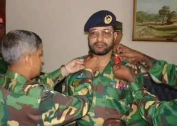 বেতন-ভাতা ছাড়াও এক কোটি টাকা ‘বিশেষ প্রণোদনা’ পাচ্ছেন আযমী