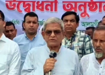 আর্জেন্টিনা-ব্রাজিল নিয়ে পড়ে থাকলে পেটে ভাত আসবে না