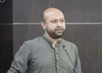 ব্যারিস্টার ফুয়াদকে ক্ষমা চাইতে আইনি নোটিশ