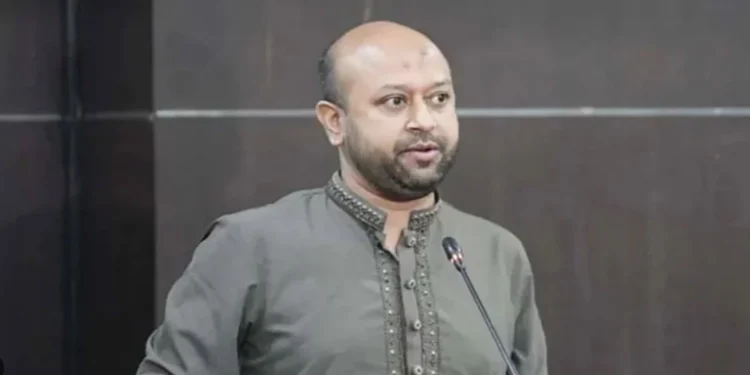 ব্যারিস্টার ফুয়াদকে ক্ষমা চাইতে আইনি নোটিশ