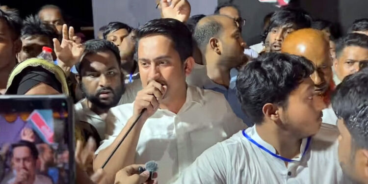 জুলাই পদযাত্রায় ককটেল বিস্ফোরণ, সারজিসদের রক্ষায় মানবঢাল